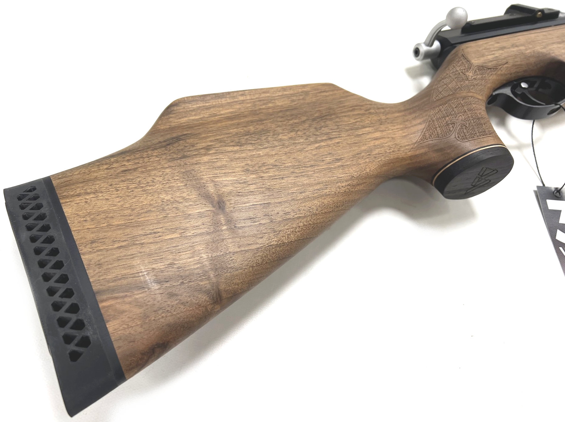 Air Arms S410F Carbine Walnut .177 Pre-Charged Air Rifle - 231109/007 Image 4
