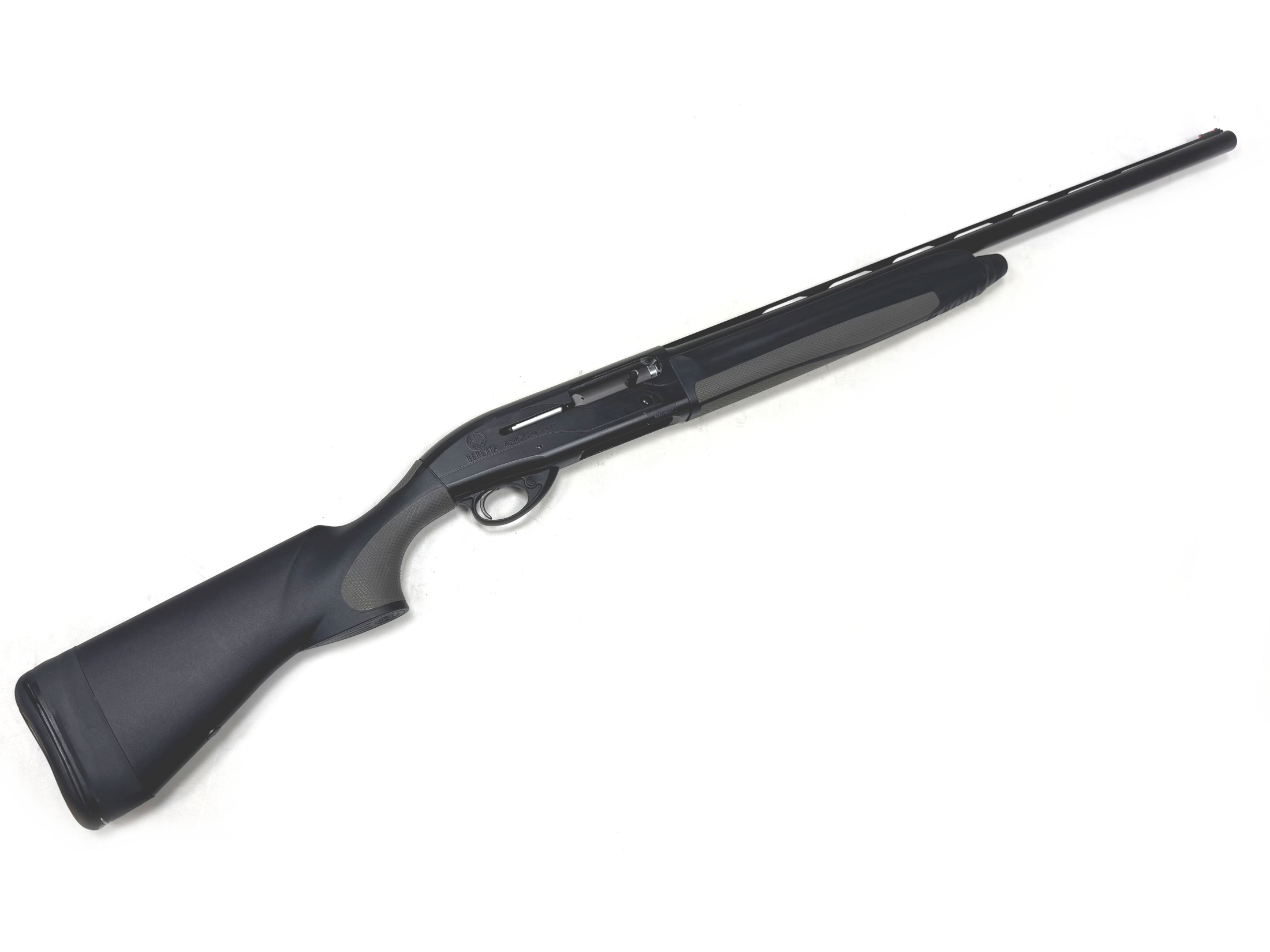 Used Beretta Xtrema 2 Black Synthetic 28" Semi-Auto 12B Shotgun Main Image used beretta xtrema synthetic 2 black synthetic semi auto