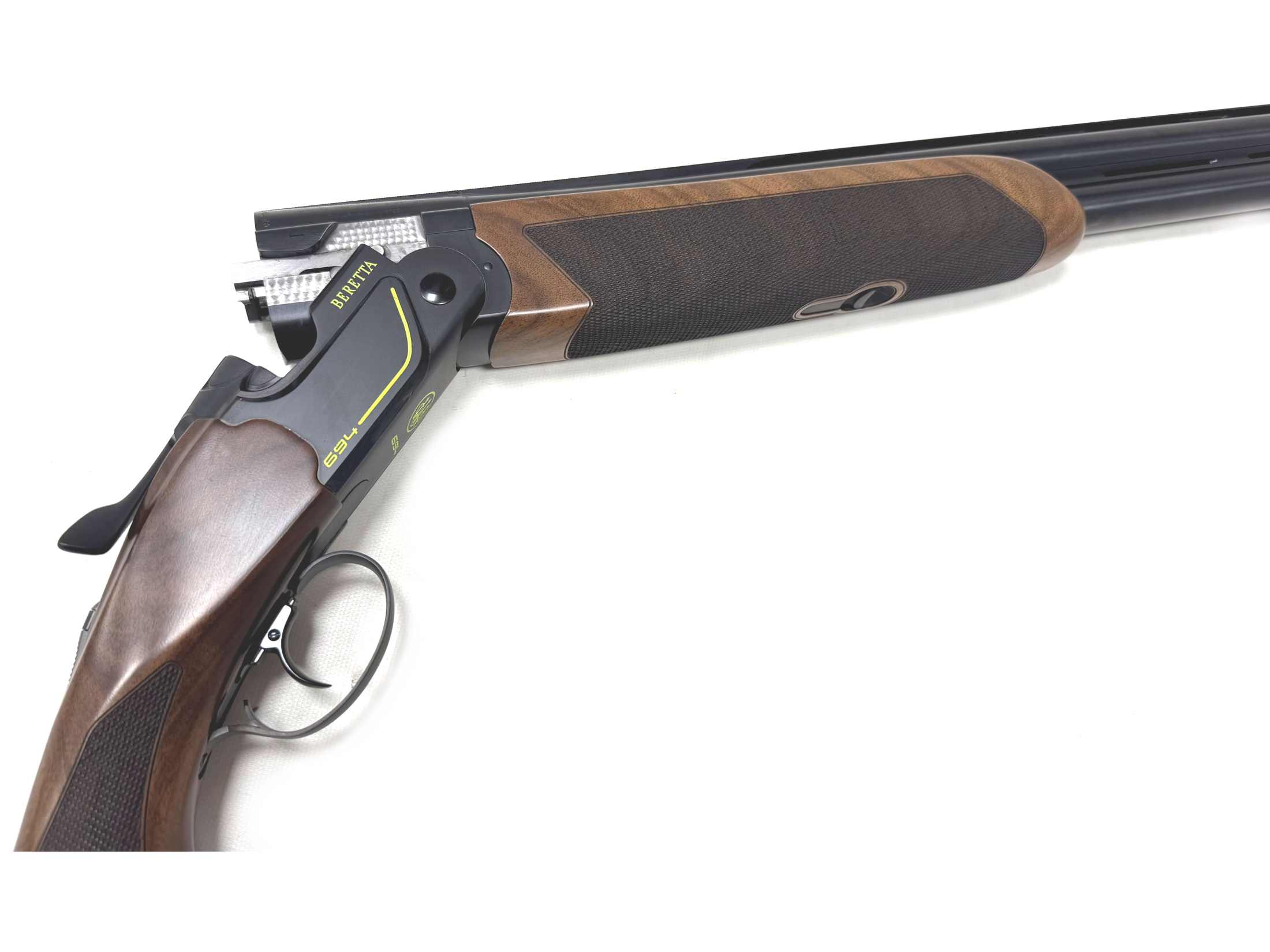 Beretta 694 Black DLC 32" Adjustable Left Hand Shotgun - 260305/008 Image 4