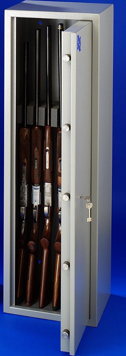 Brattonsound 7 Shotgun Safe With Vault Style Locking Door