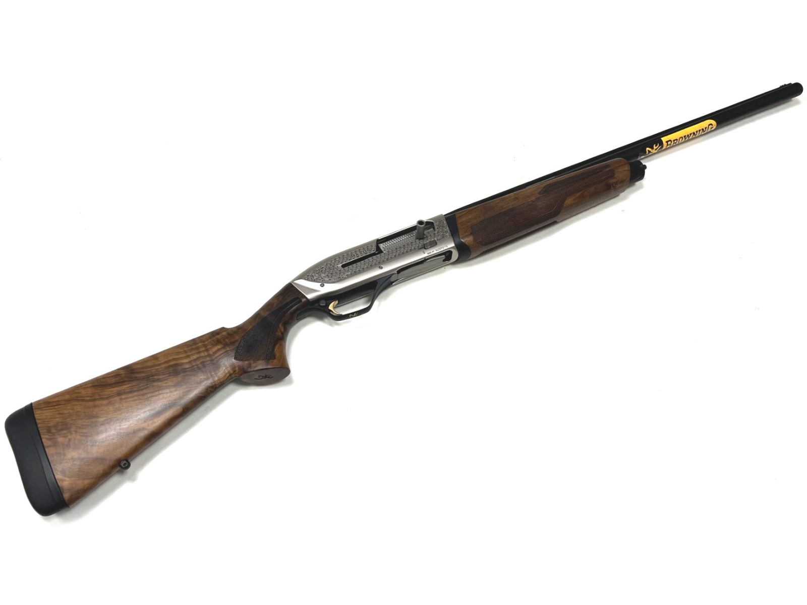 Browning Maxus 2 Ultimate Wood 28" Semi Auto - 250213/015 Image 1