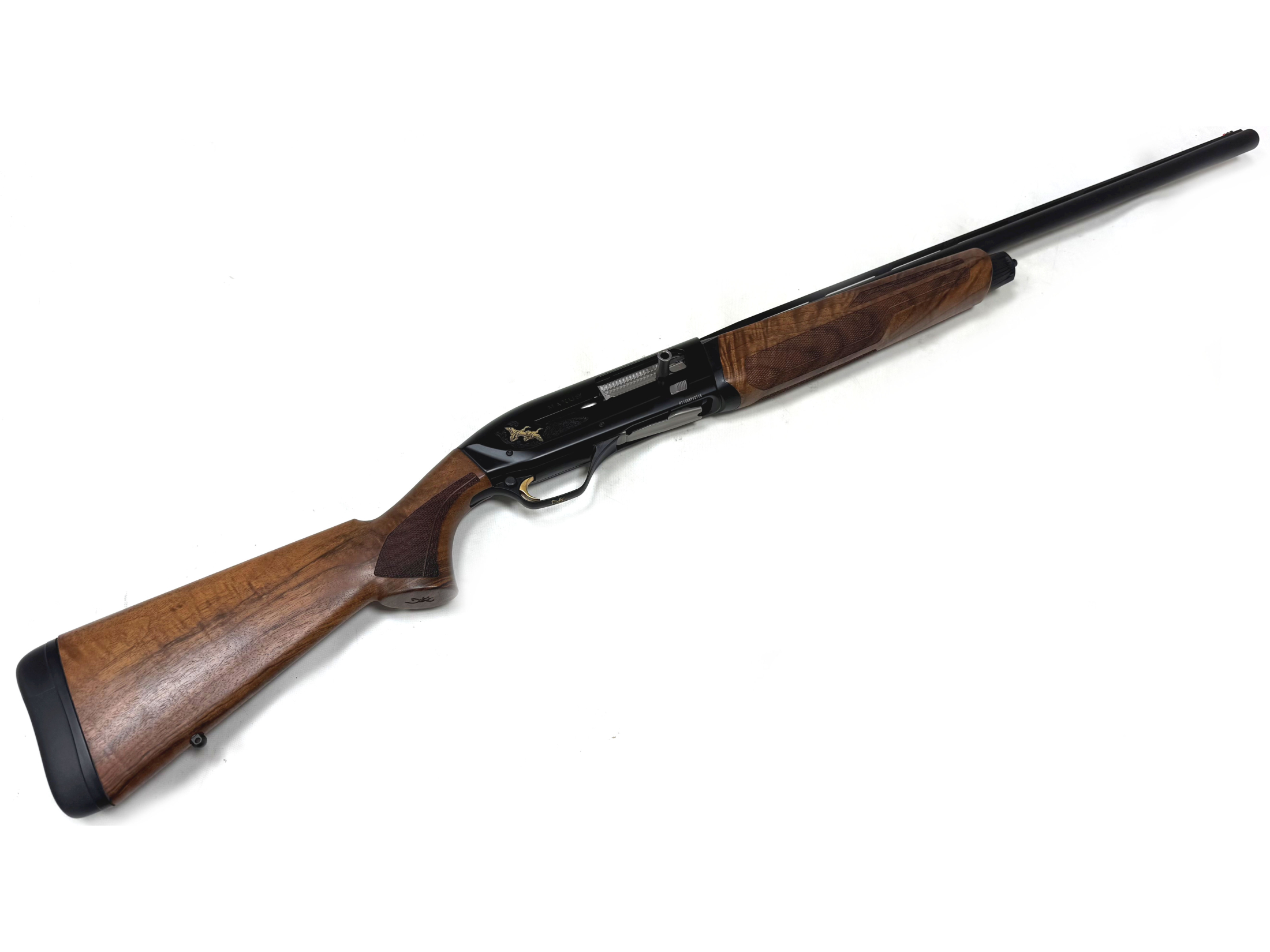 used browning maxus 2 semi auto black gold 28"