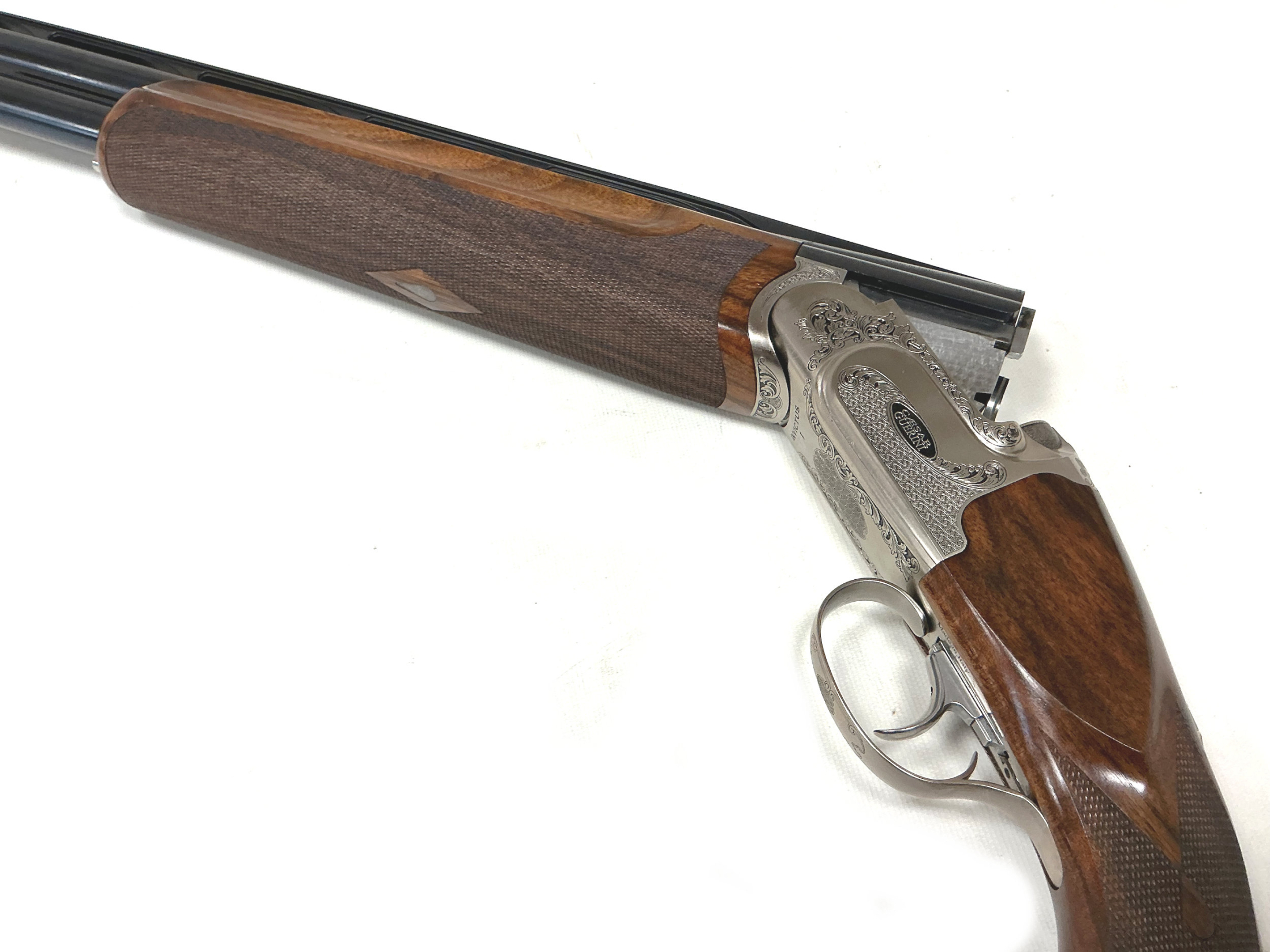 Used Caesar Guerini Invictus I Ascent 32" Over And Under Image 2 caesar guerini invictus i ascent used shotgun