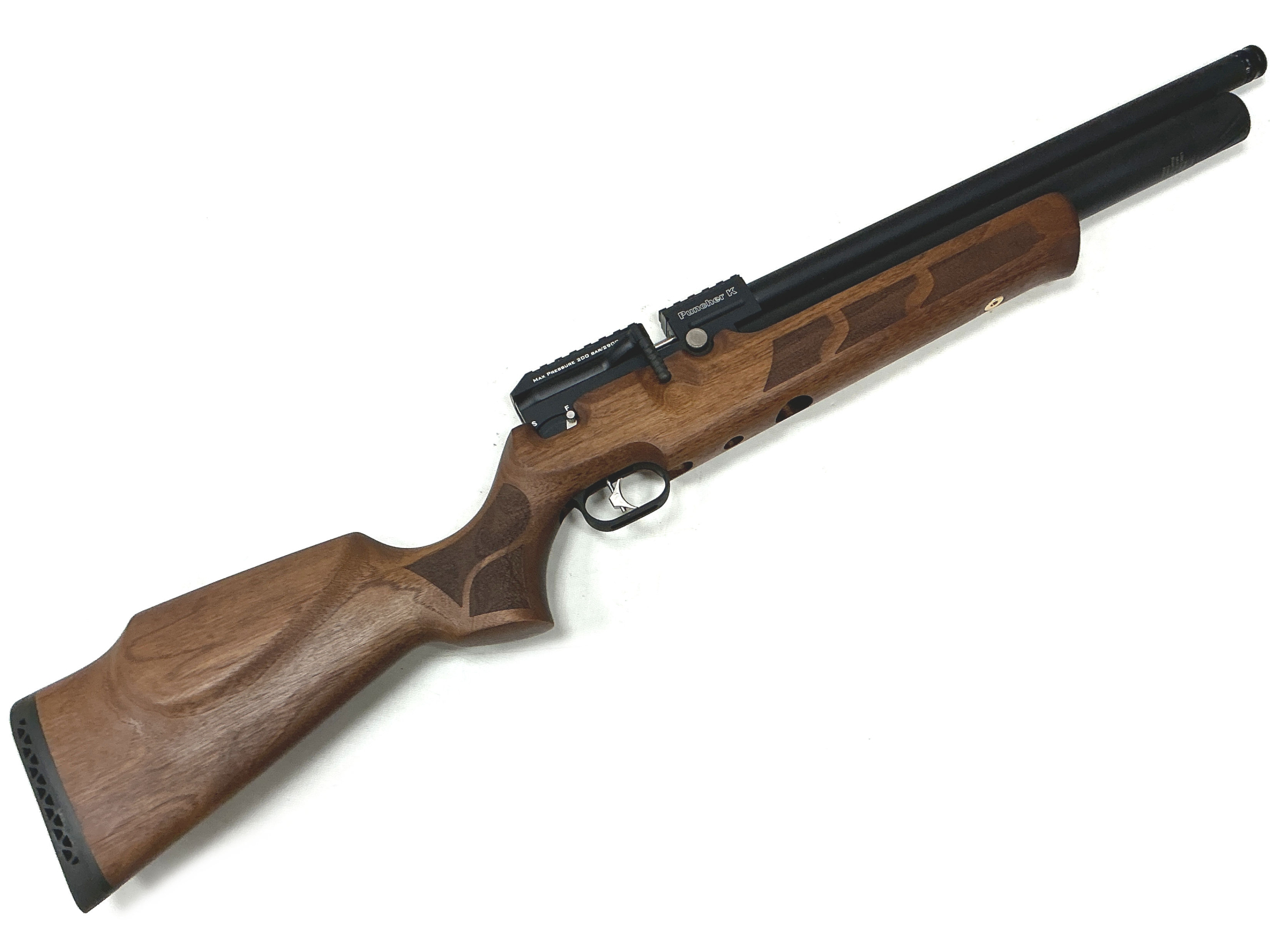 Kral Puncher Maxi Walnut .22 Air Rifle Main Image kral puncher maxi walnut air rifle pre charged