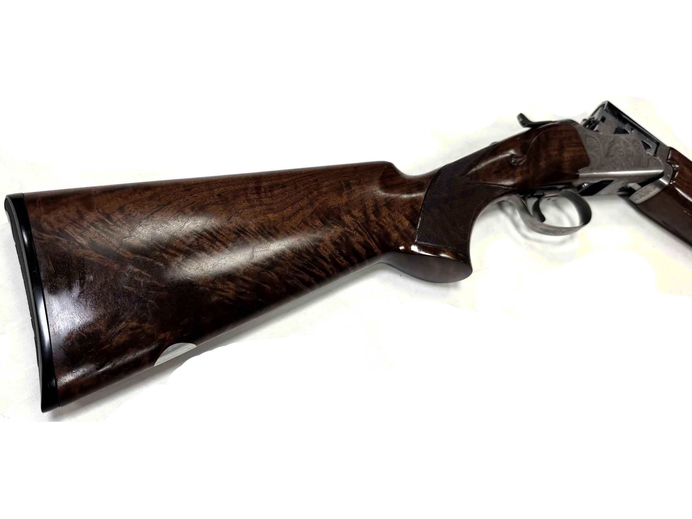 Used Miroku MK38 Grade 5 Sporter 32" 12B Shotgun Image 4