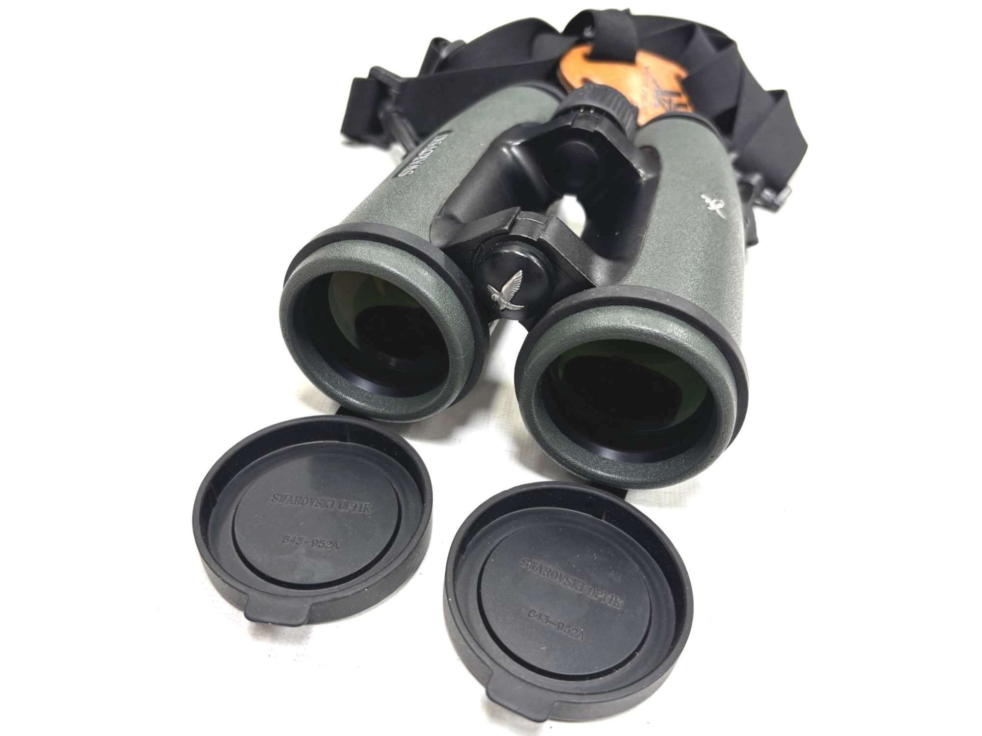 used swarovski el 8.5x42 binoculars
