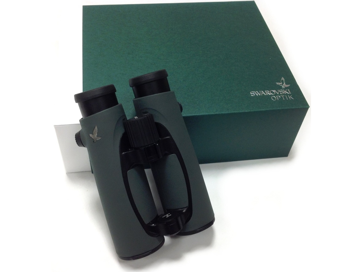 Swarovski 8.5x42 EL Binoculars - Field Pro