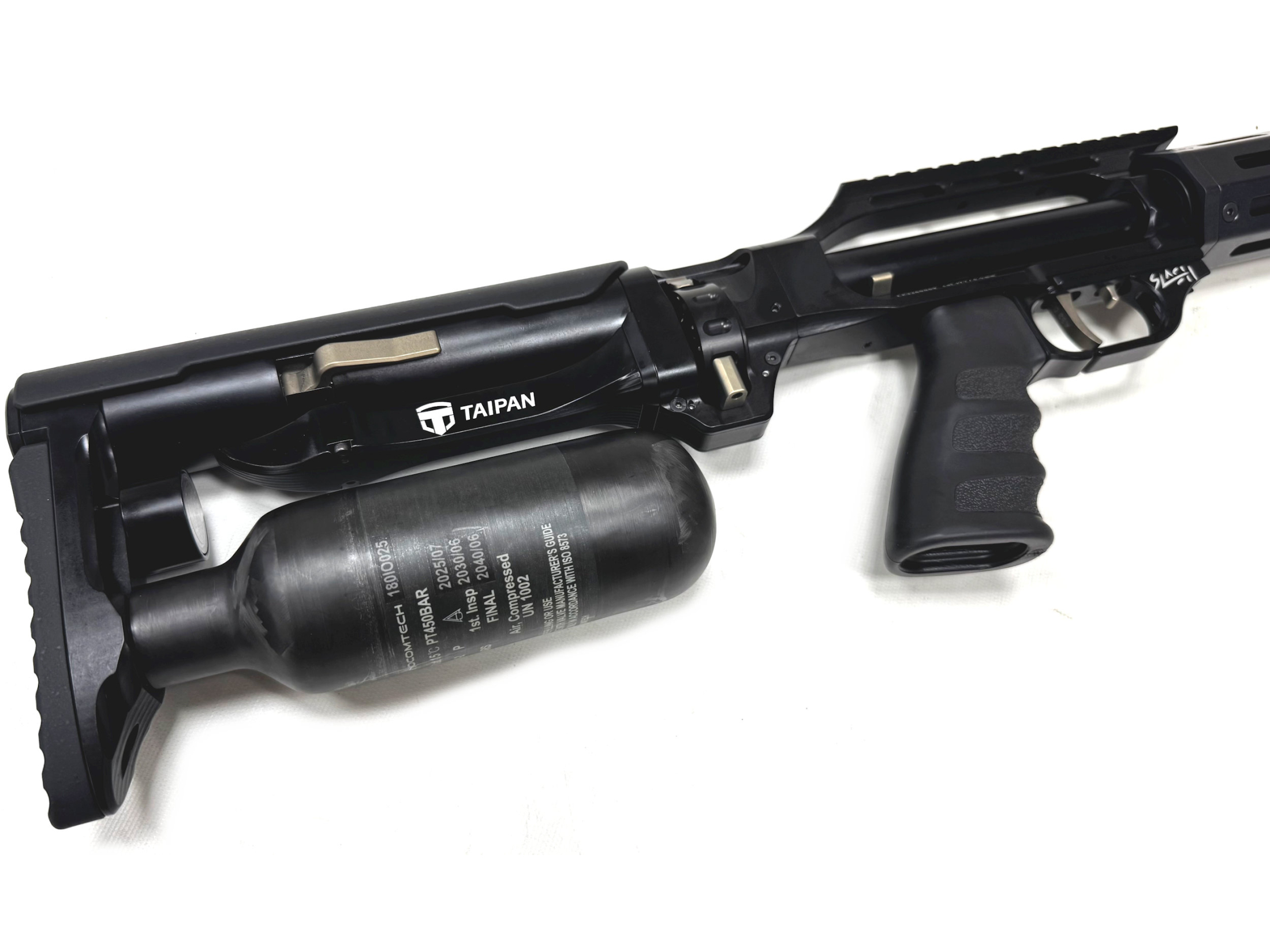 taipan slash tactical 550mm precharged .22 airgun