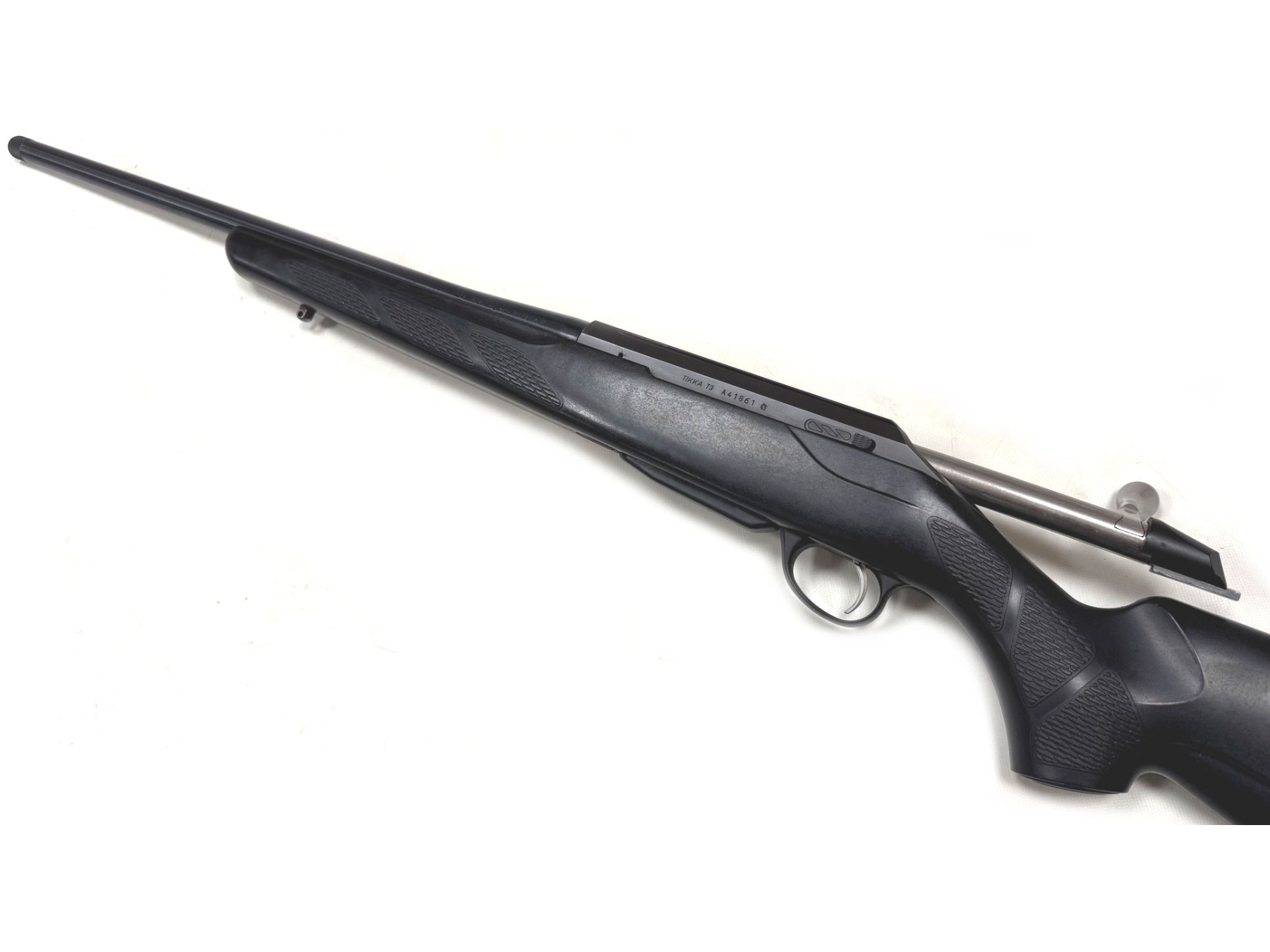 used tikka t3 lite blued bolt action rifle