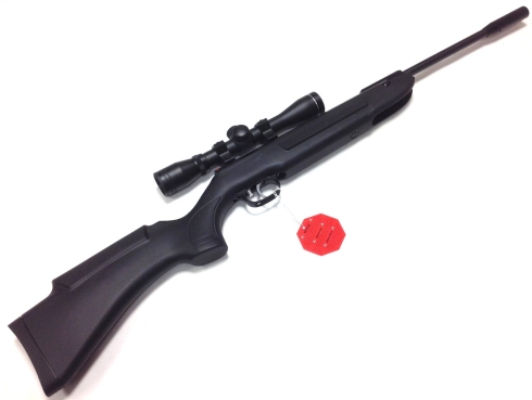 Weihrauch HW30S .177 Synthetic Stocked Junior Air Rifle With Scope